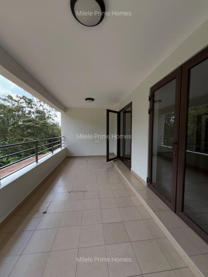 5 Bed Villa with En Suite in Lavington - 17