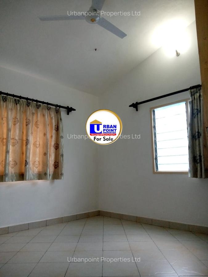 2 Bed House with En Suite at Mtamboni - 6