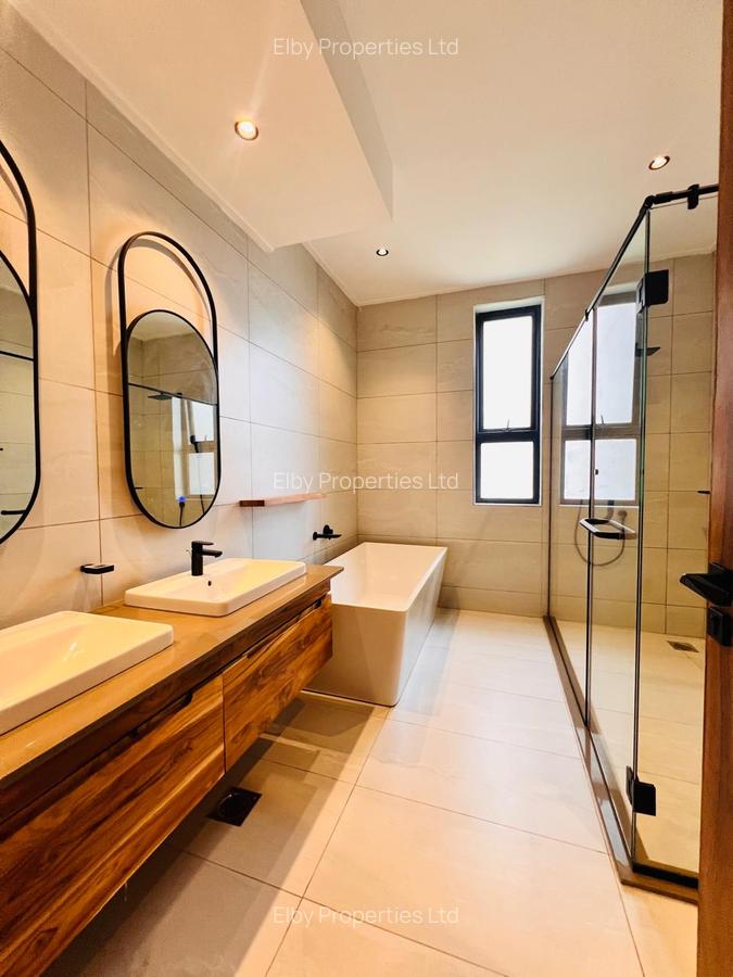 4 Bed Apartment with En Suite in Loresho - 12