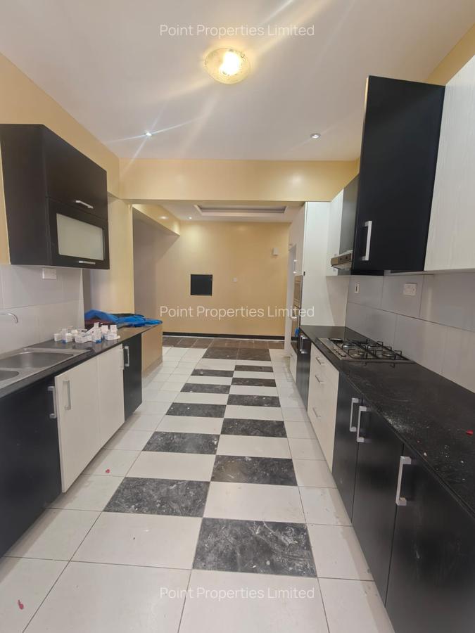 2 Bed Apartment with En Suite in Kileleshwa - 5