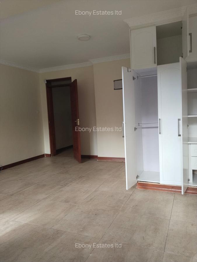 Bedsitter in Lavington - 4