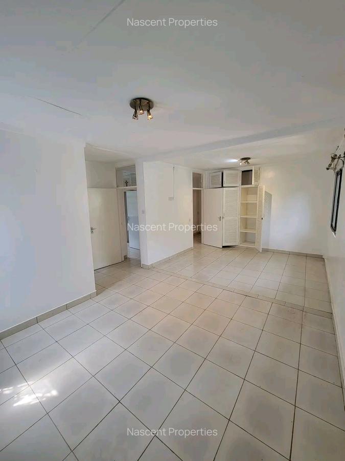 3 Bed House with En Suite in Loresho - 8