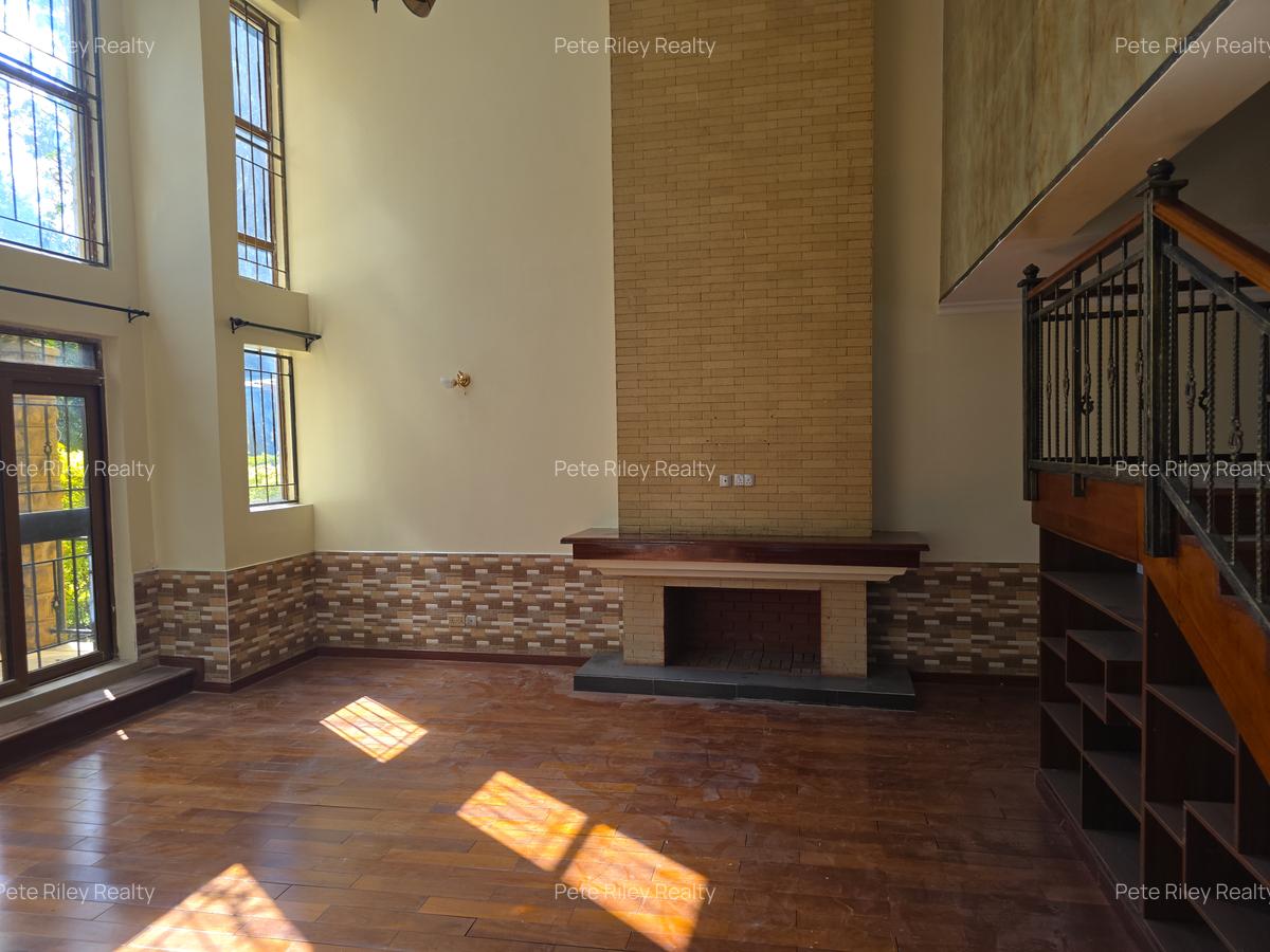 5 Bed Villa with En Suite at Chalbi Drive - 6