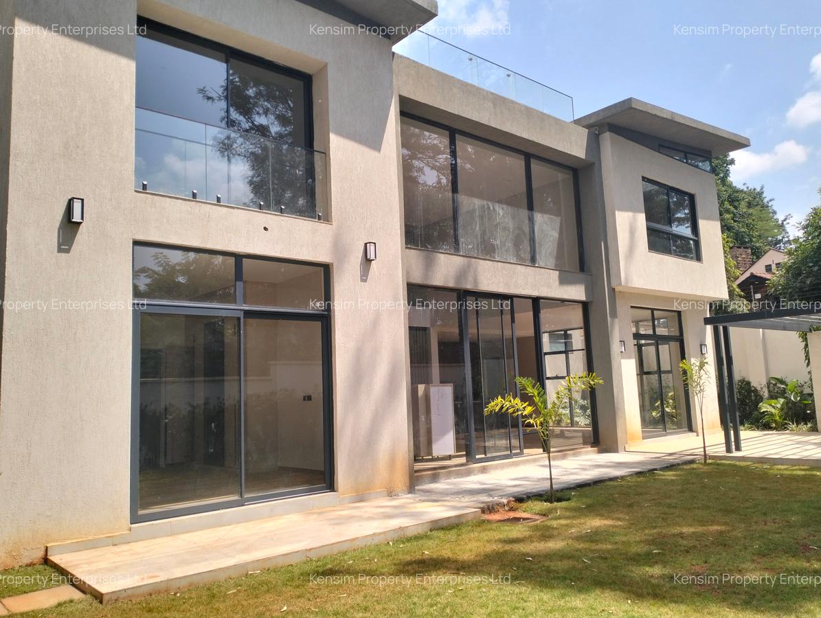 4 Bed Townhouse with En Suite in Runda - 12