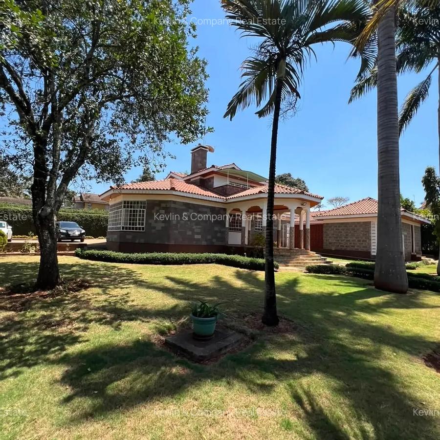 5 Bed Villa with En Suite in Runda - 1