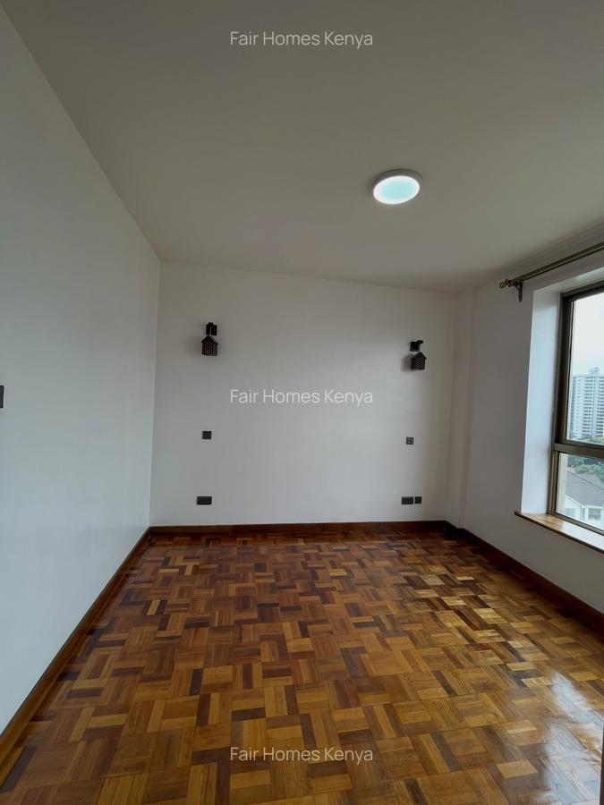 3 Bed Apartment with En Suite at Othaya Road - 13