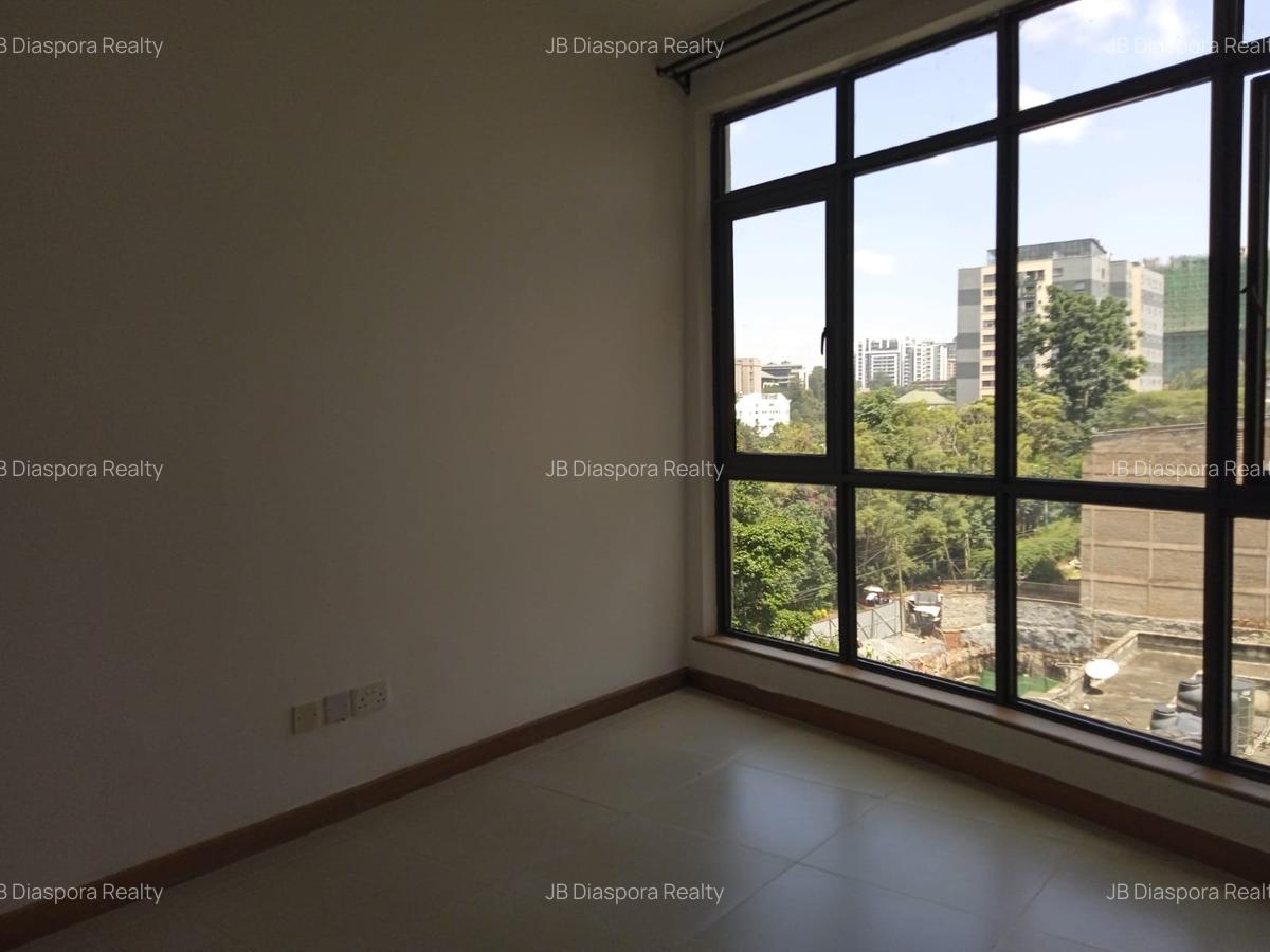 2 Bed Apartment with En Suite in Westlands Area - 6