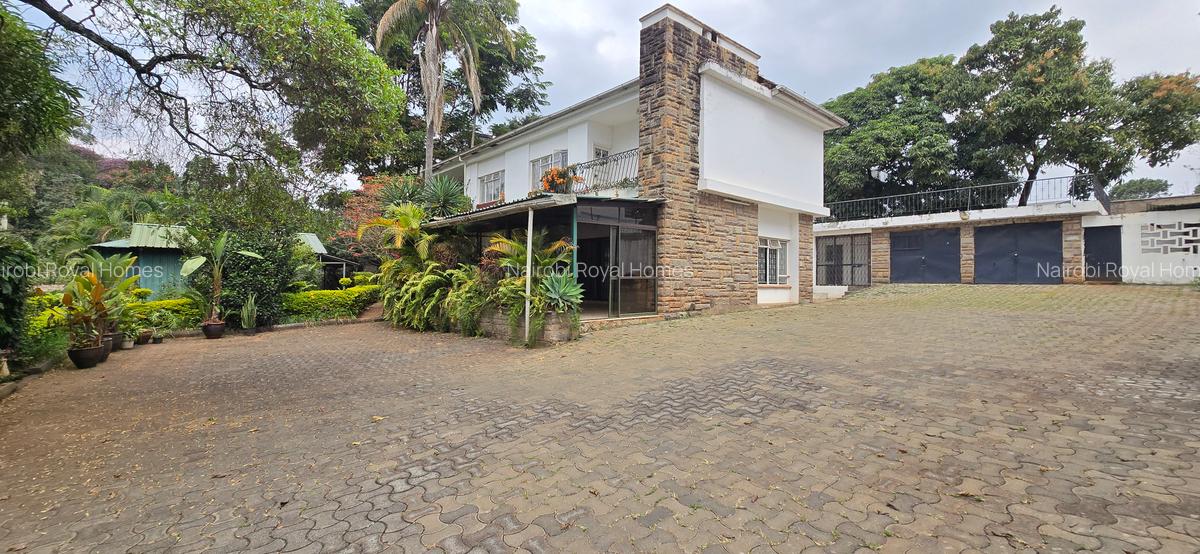 5 Bed Townhouse with En Suite at James Gichuru - 1
