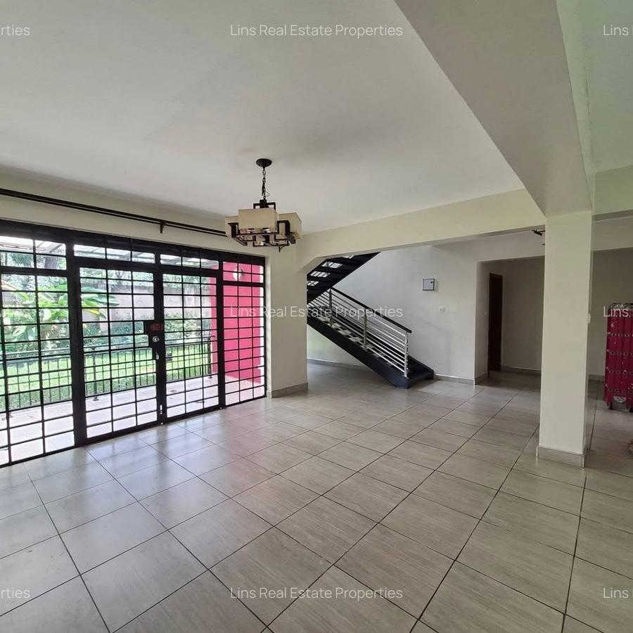 4 Bed Townhouse with En Suite in Runda - 8