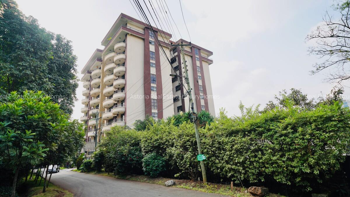 4 Bed Apartment with En Suite at 2026-535 - 20