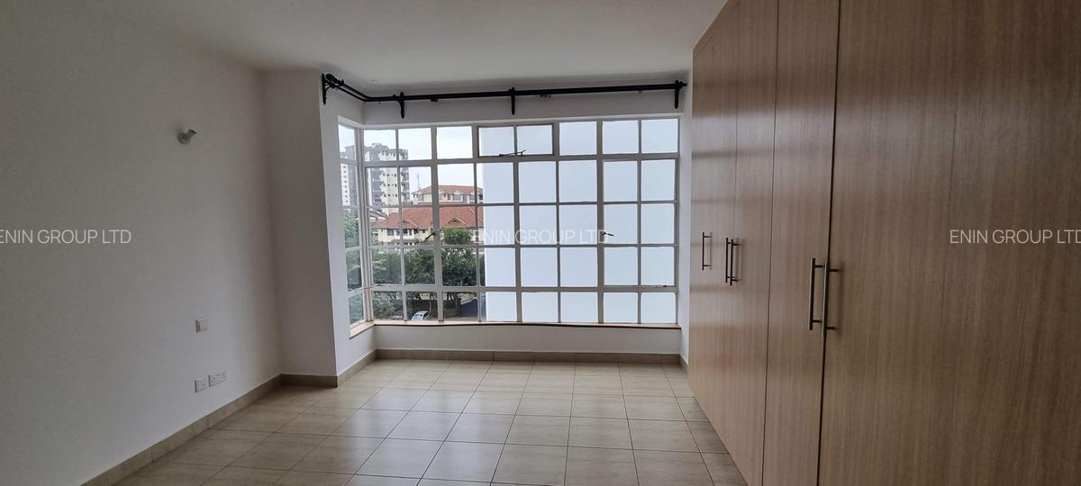 Serviced 3 Bed Apartment with En Suite at Valley Arcade - 17