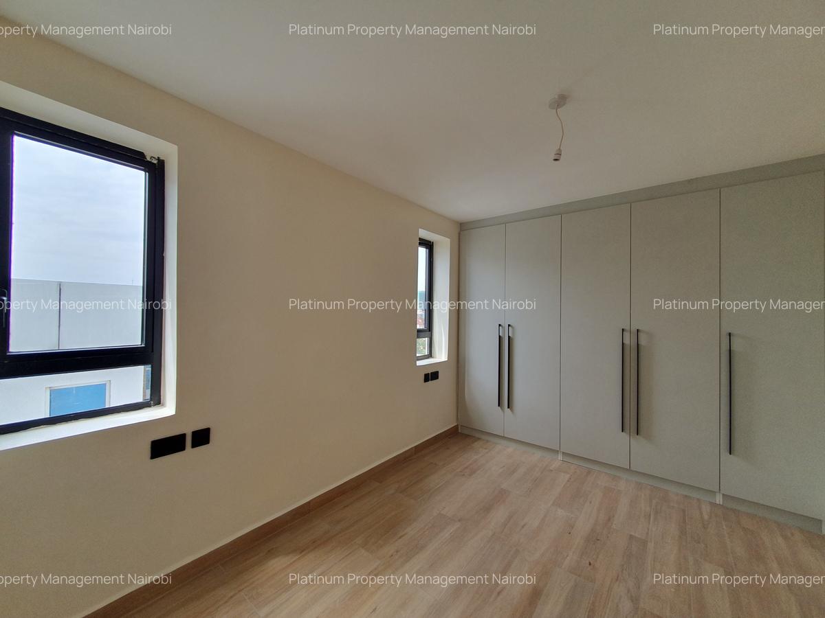 4 Bed Apartment with En Suite at General Mathenge Drive - 17