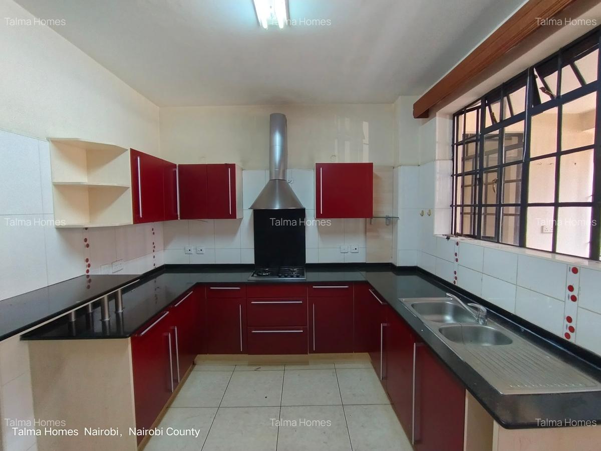 5 Bed Apartment with En Suite at Off Rhapta Road - 6