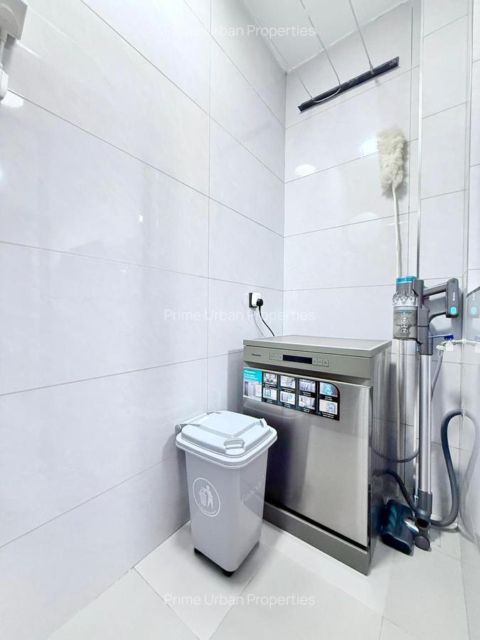 Serviced 2 Bed Apartment with En Suite in Riverside - 3