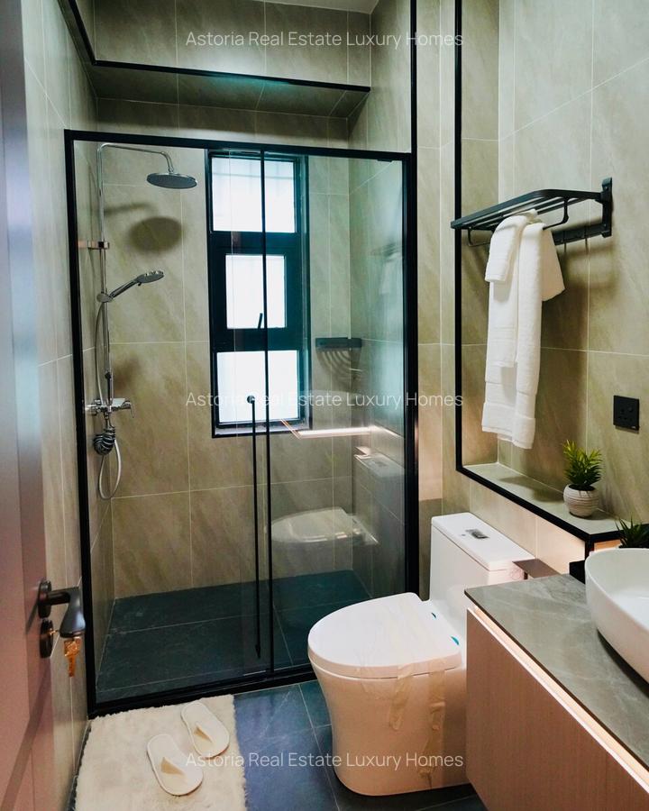 5 Bed Apartment with En Suite at 2026-107 - 14
