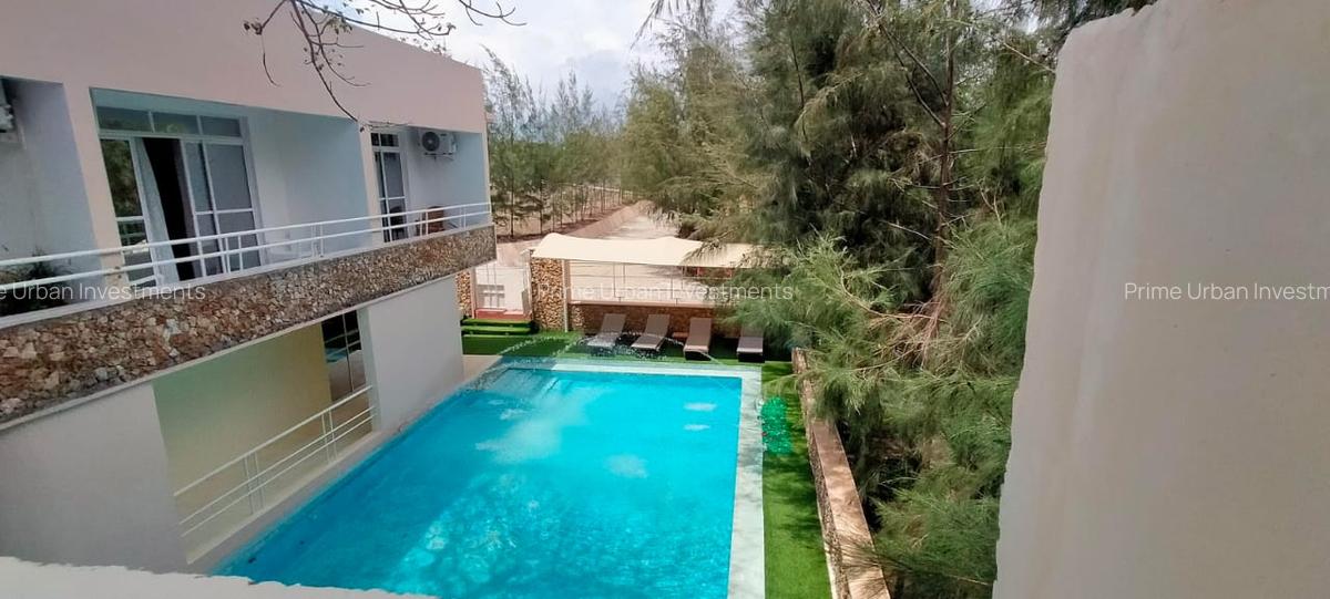 4 Bed Villa with En Suite in Kikambala - 13