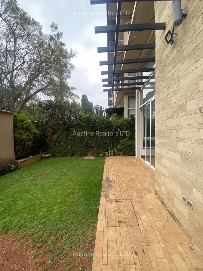 4 Bed Villa with En Suite at Kabasiran - 1