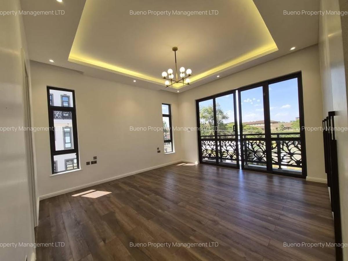 5 Bed Townhouse with Swimming Pool in Lavington - 5