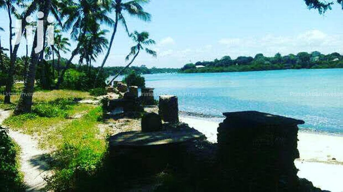 7 ac Land at Shanzu Serena - Overlooking Mtwapa Creek - 4