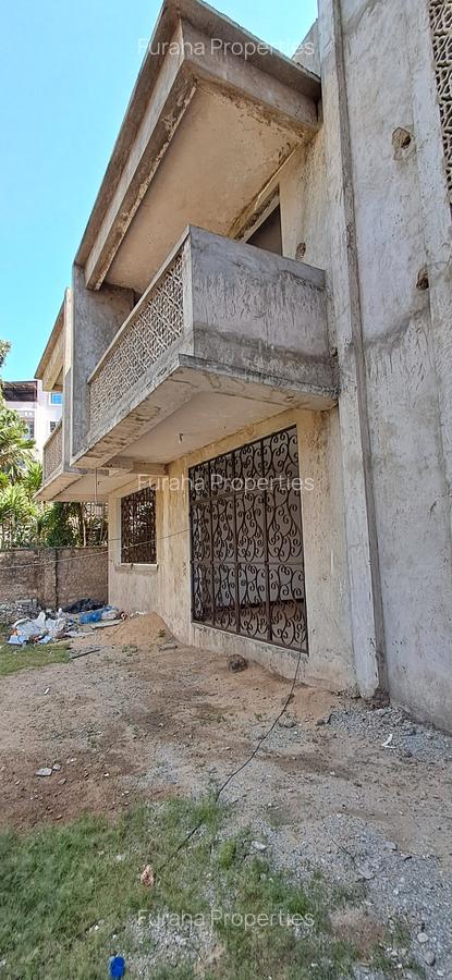 4 Bed Apartment with En Suite at Nyali - 2
