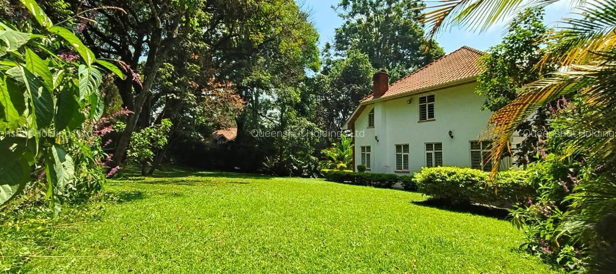 5 Bed House with En Suite in Rosslyn - 19