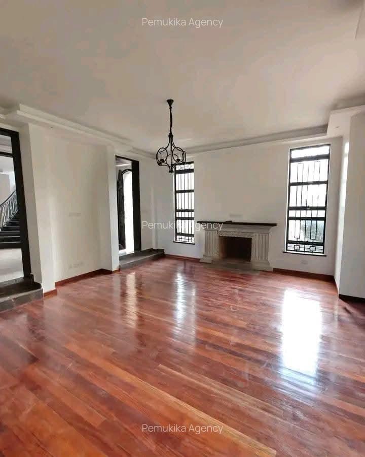 4 Bed Townhouse with En Suite in Karen - 9