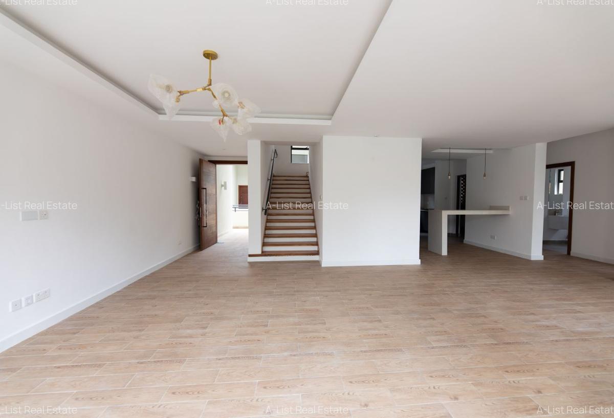 4 Bed Apartment with Swimming Pool at Two Rivers - 2