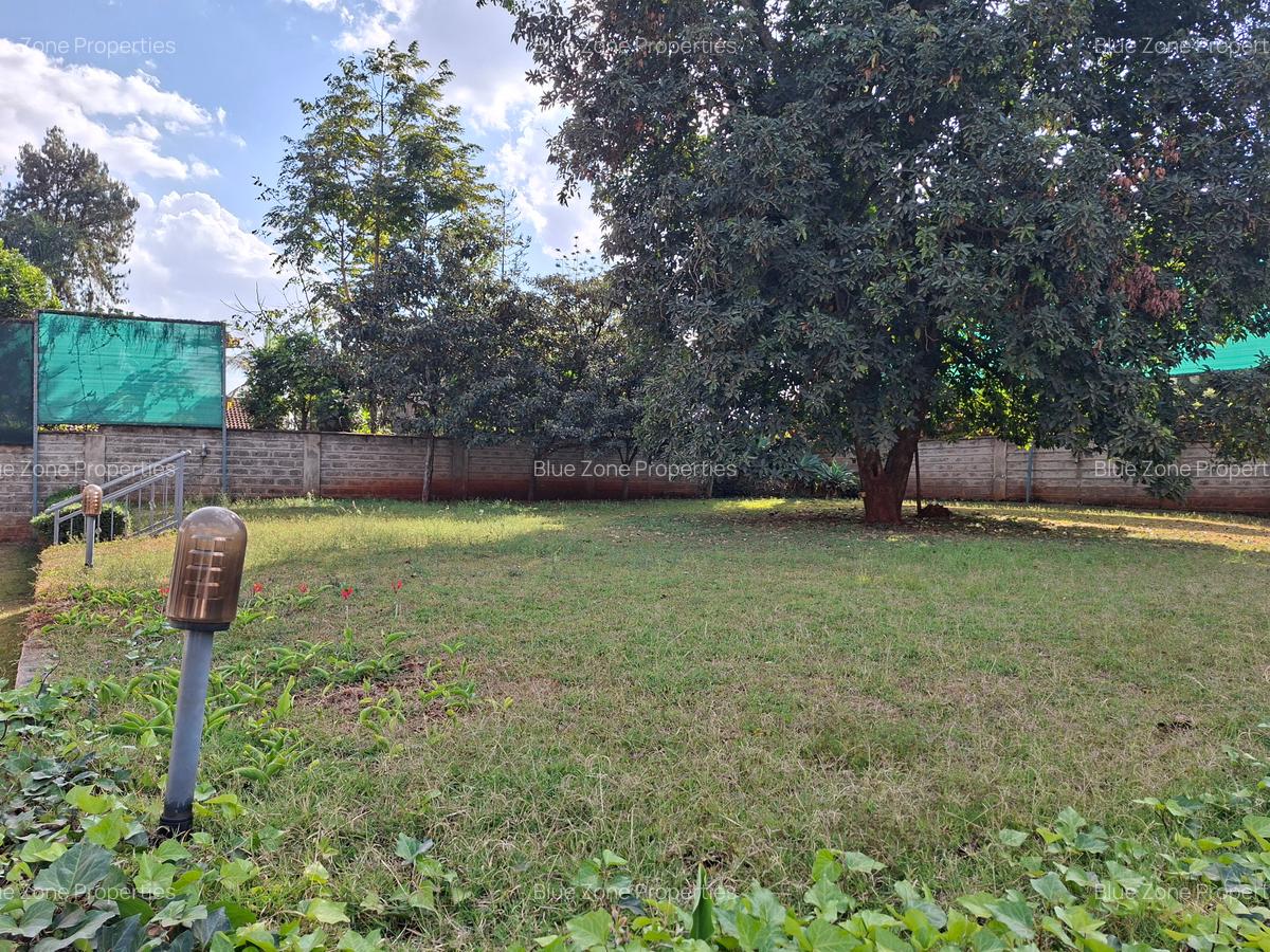 5 Bed House with En Suite at Close To Un - 3