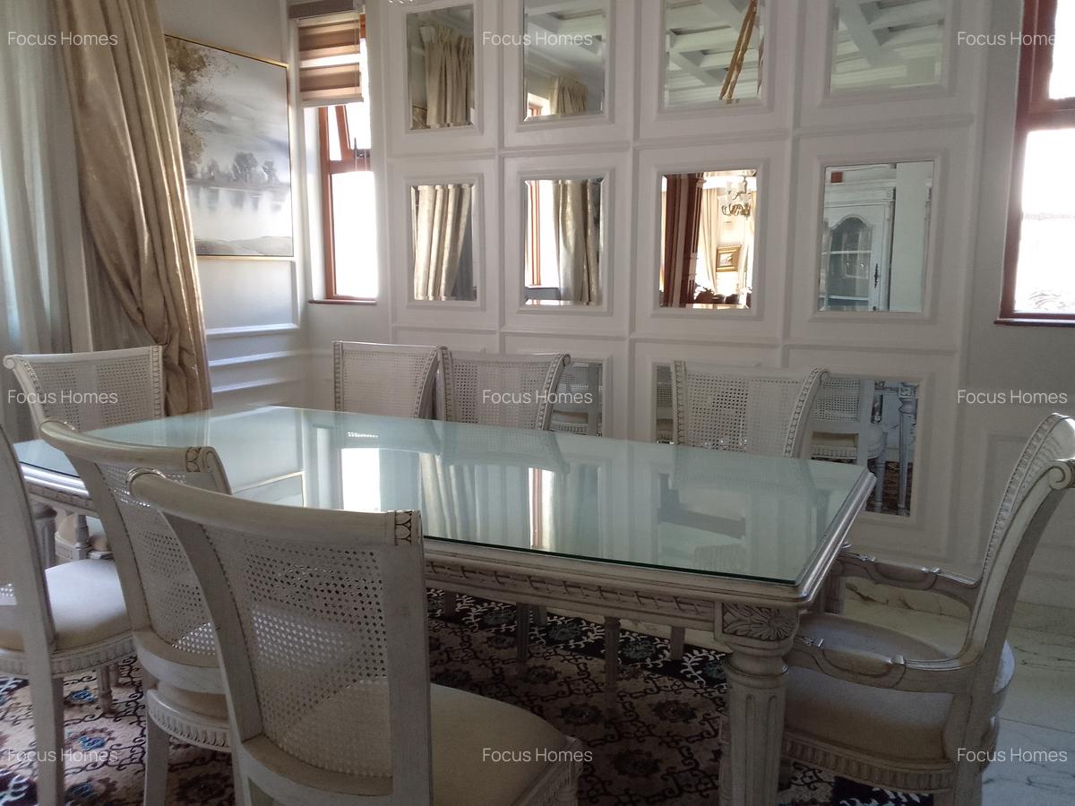 6 Bed Townhouse with En Suite in Lavington - 9