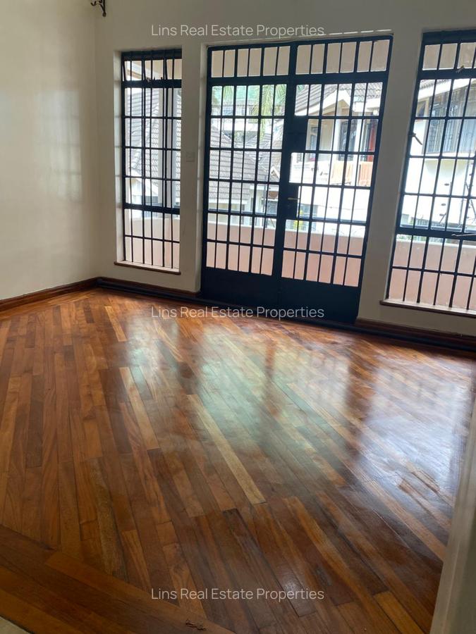 4 Bed Townhouse with En Suite in Westlands Area - 19