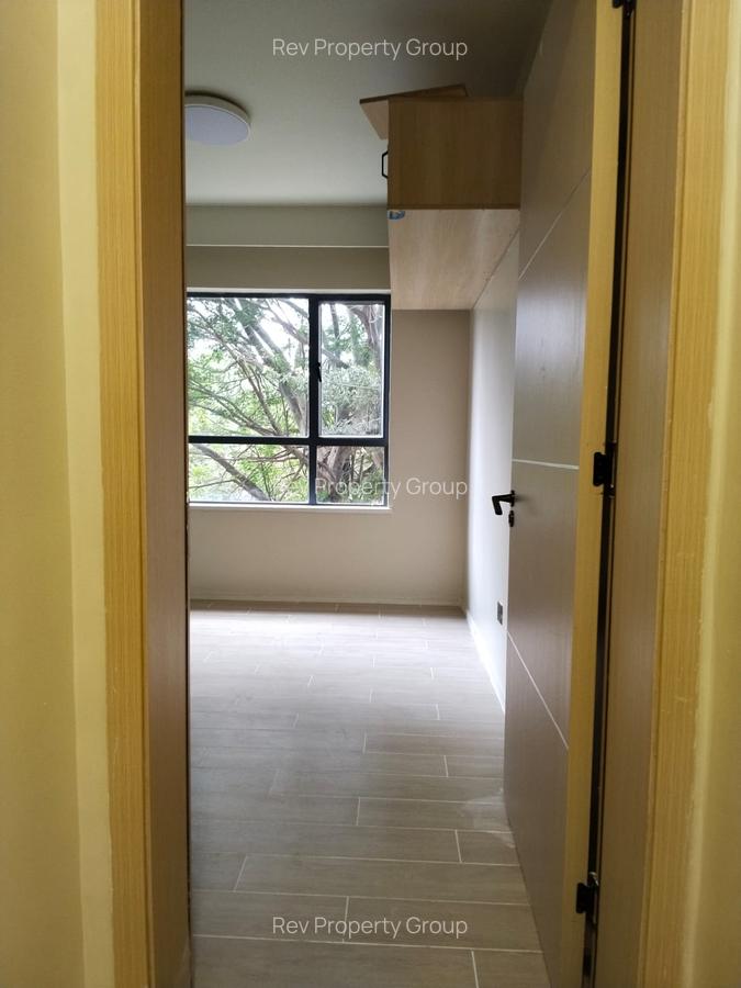 2 Bed Apartment with En Suite in Lavington - 8