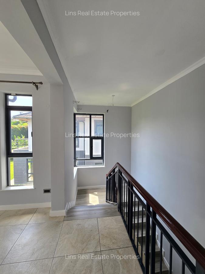 4 Bed Townhouse with En Suite in Runda - 20