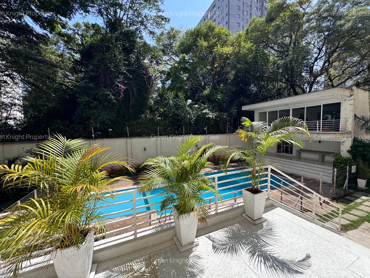 Serviced 3 Bed Apartment with En Suite in Lavington - 5
