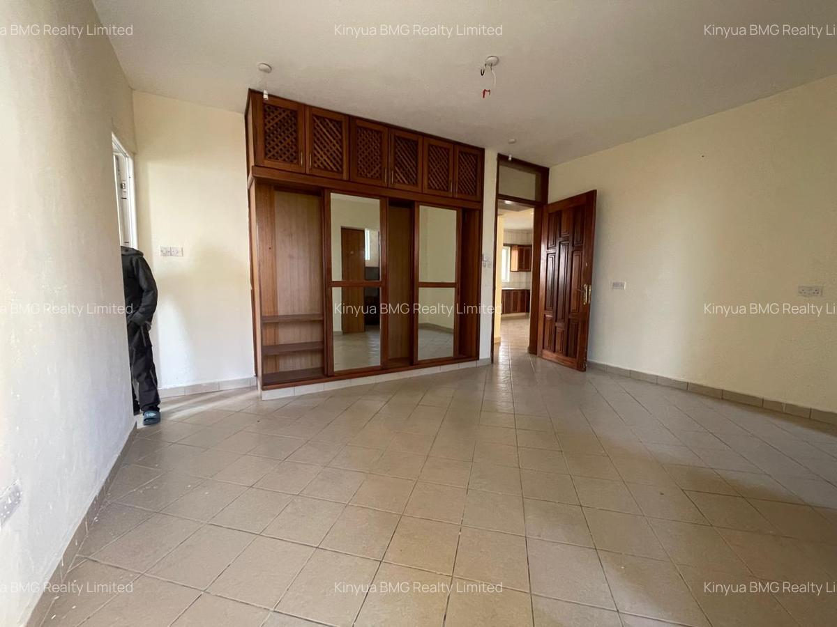 Serviced 2 Bed Apartment with En Suite in Shanzu - 4