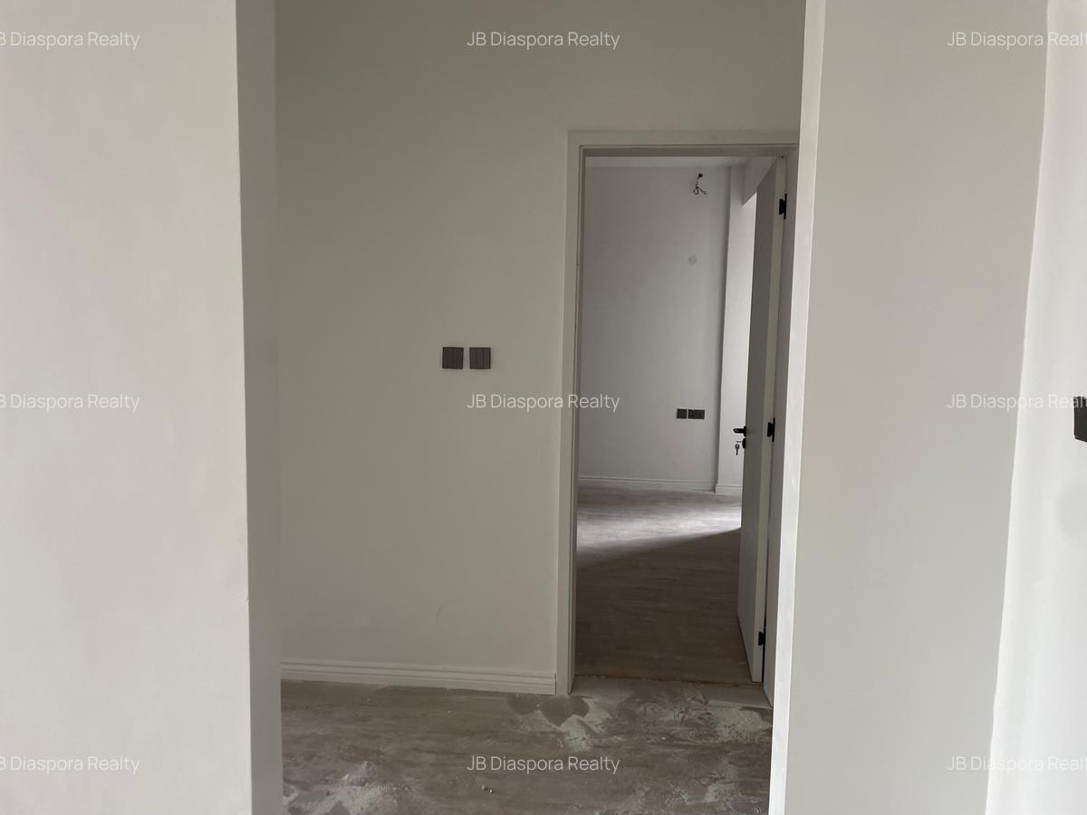 3 Bed Apartment with Backup Generator in Parklands - 18