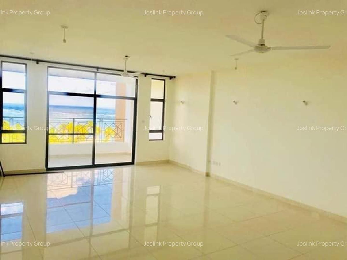 3 Bed Apartment with En Suite in Nyali Area - 11