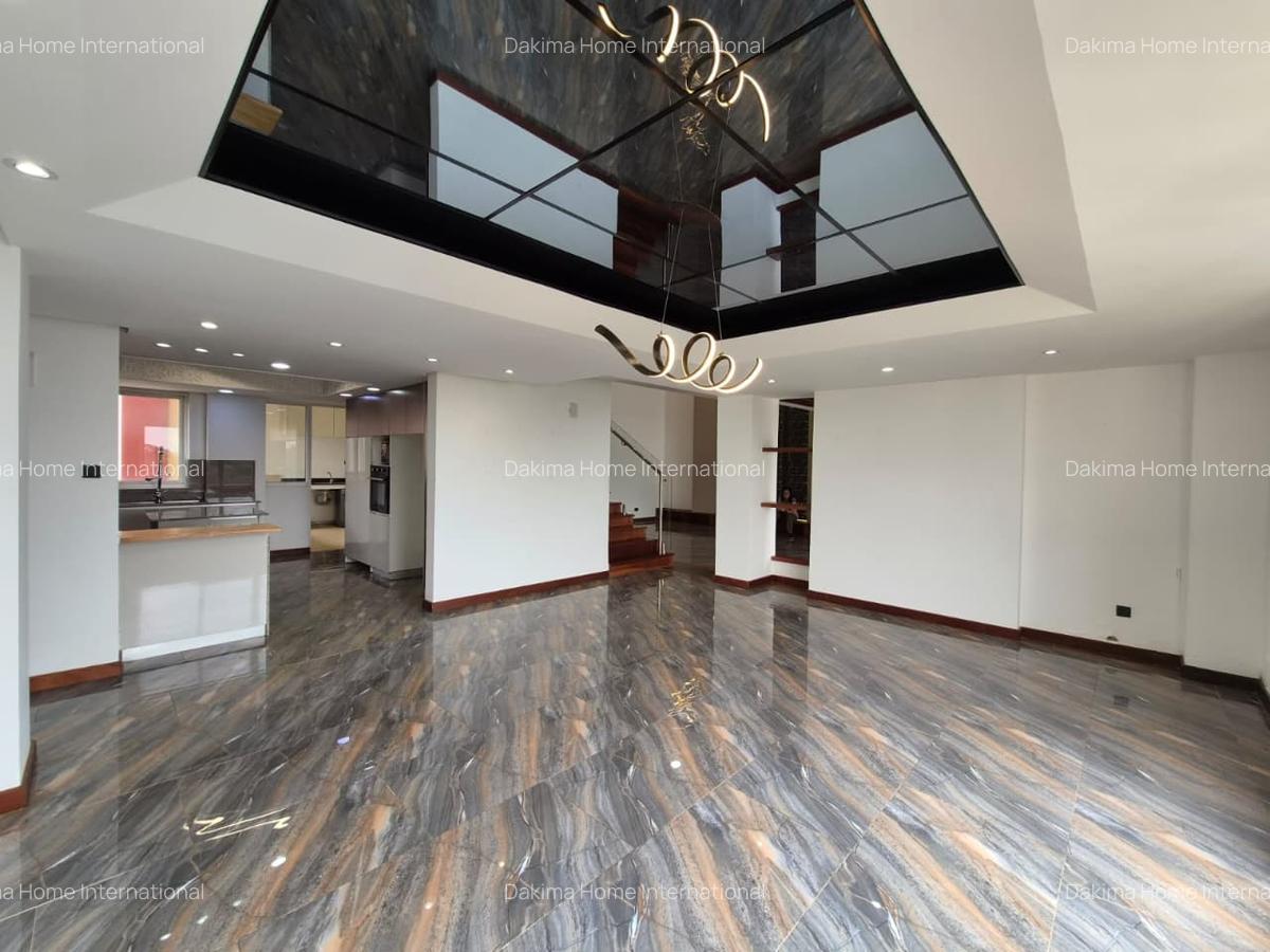 5 Bed Apartment with En Suite in General Mathenge - 8