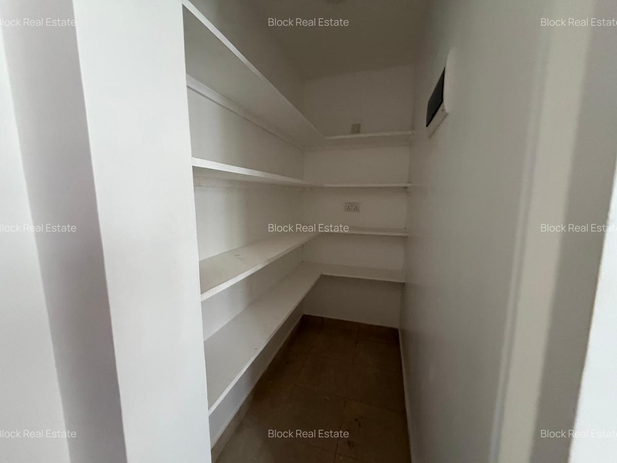 2 Bed Apartment with En Suite in Tatu City - 12