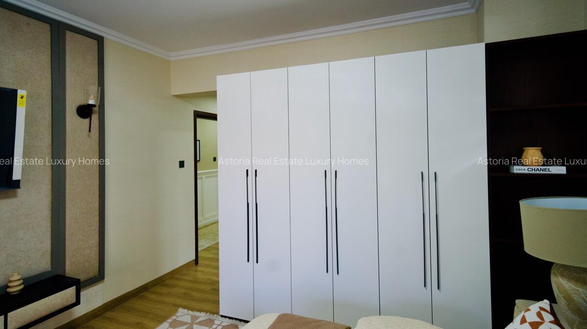 4 Bed Apartment with En Suite at 2026-129 4 Bed - 20