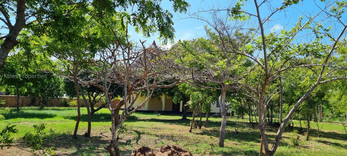 3 Bed Villa with En Suite at Mtwapa - 6