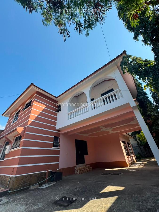 4 Bed Villa with En Suite at Custom Nyali - 1