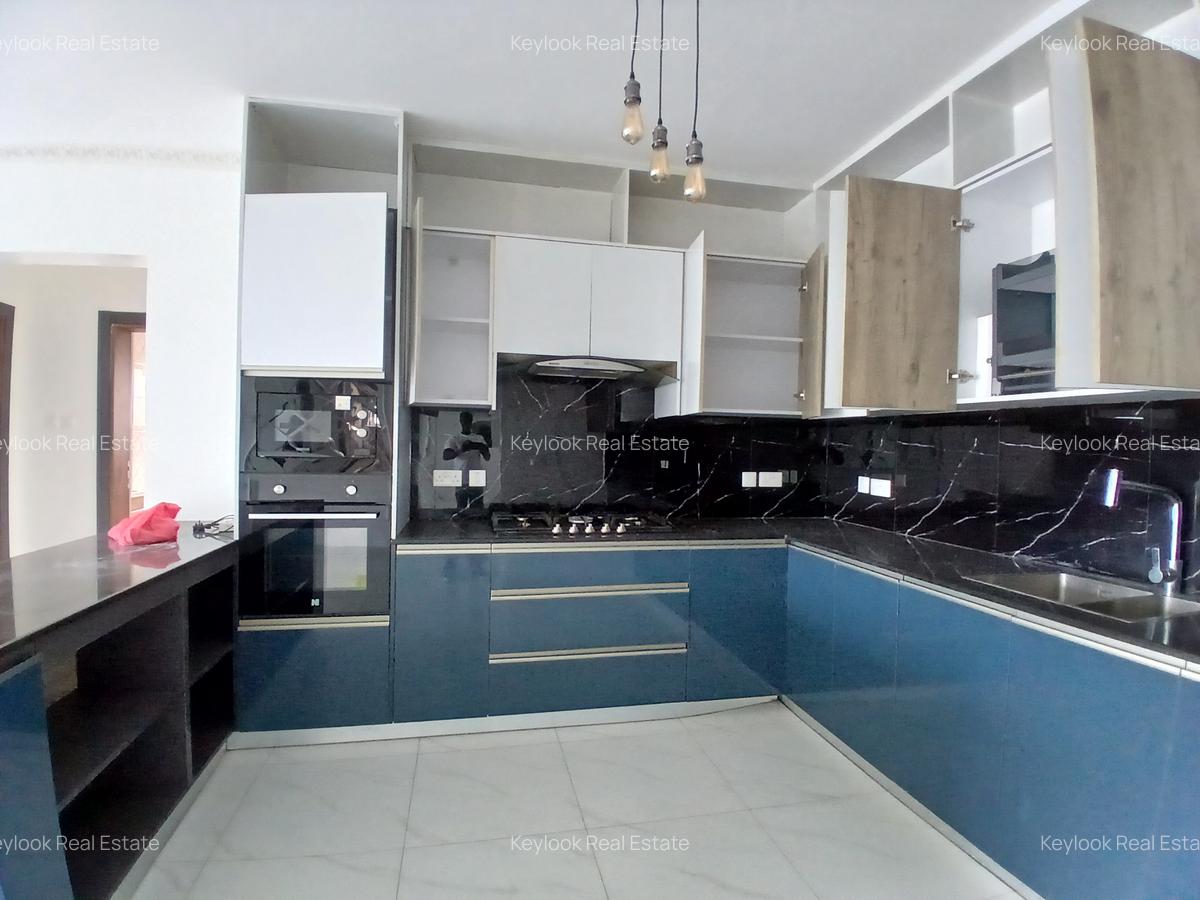 2 Bed Apartment with En Suite at Mbaazi Avenue - 4