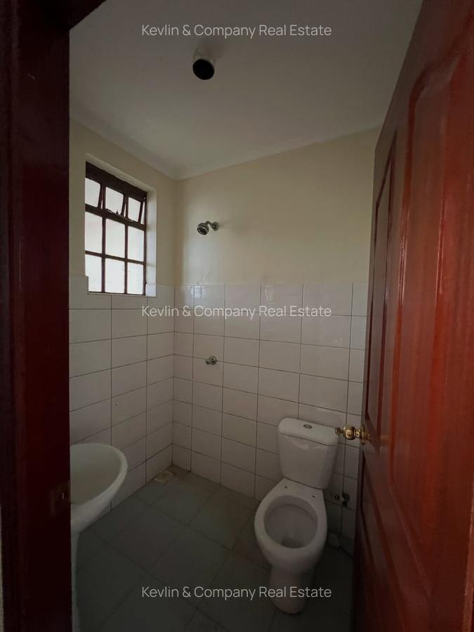 4 Bed Townhouse with En Suite in Lavington - 17