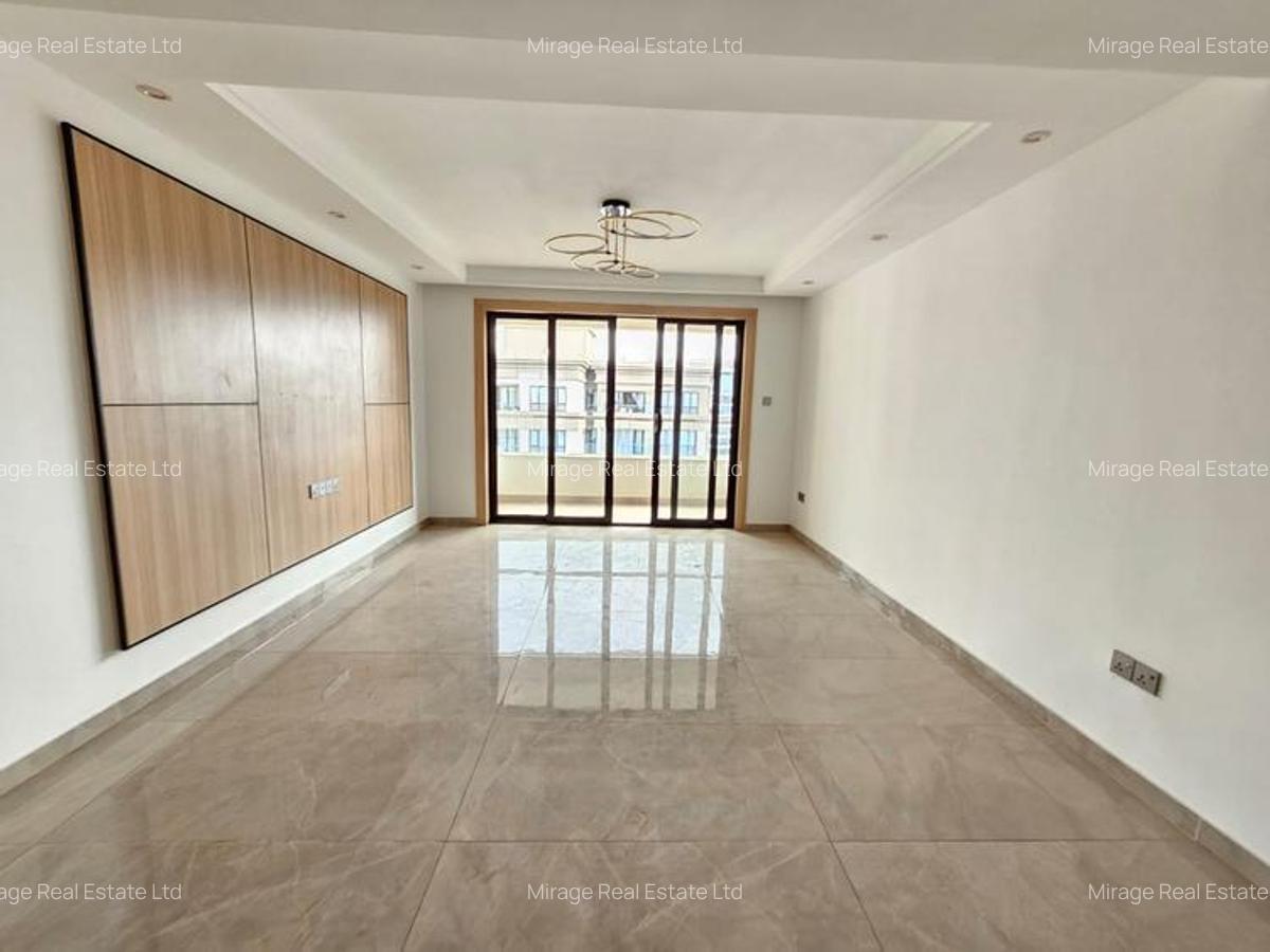 2 Bed Apartment with En Suite in Riverside - 3