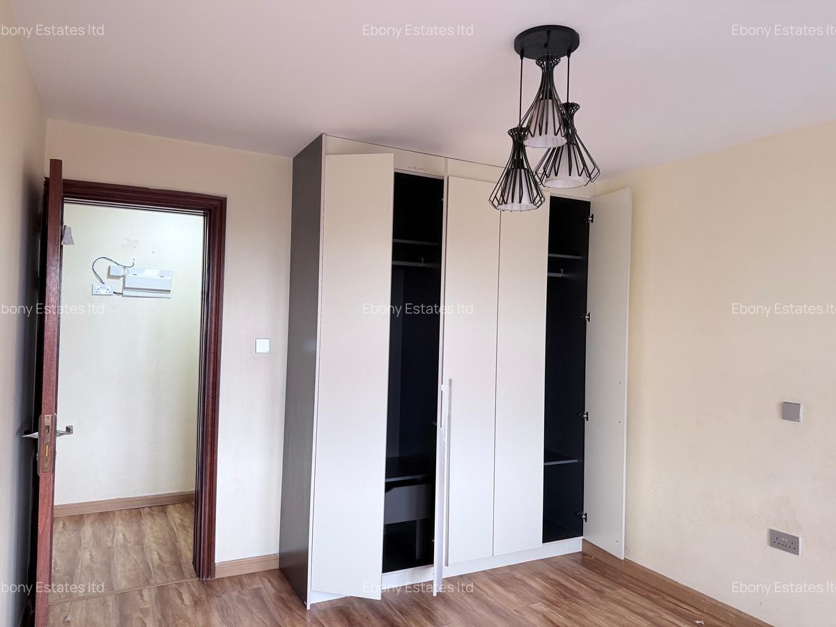 4 Bed Apartment with En Suite in Kilimani - 4