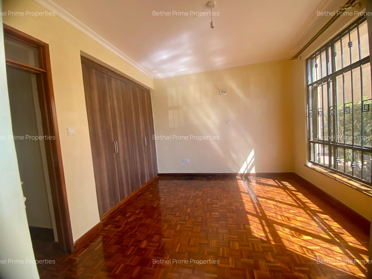2 Bed Apartment with En Suite in Loresho - 5