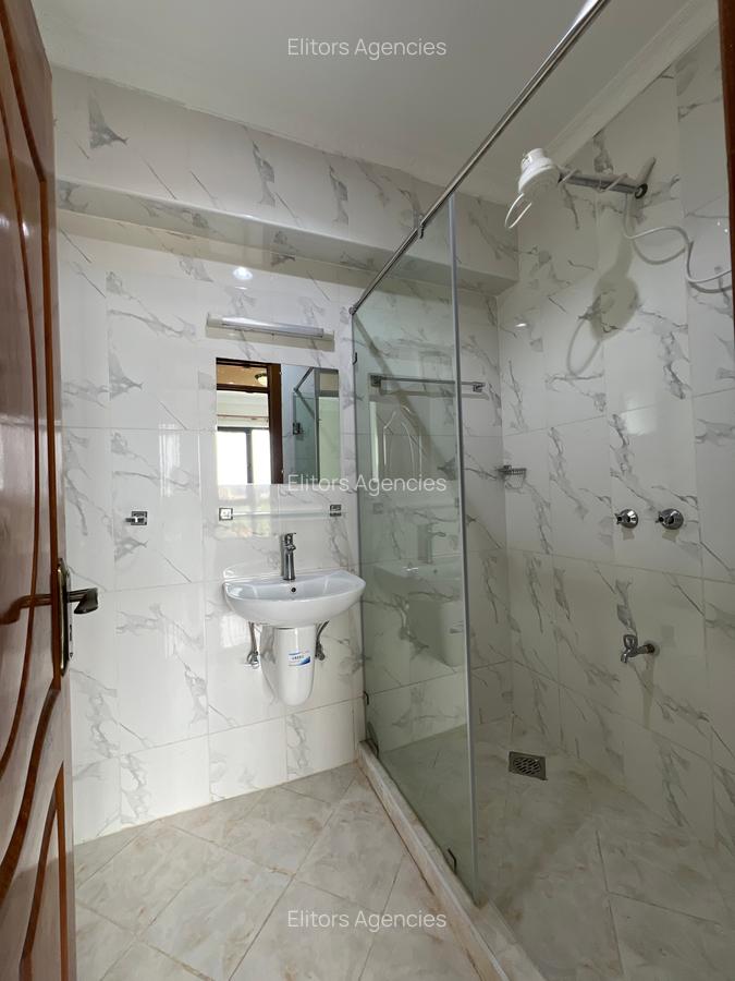 2 Bed Apartment with En Suite at School Lane - 9