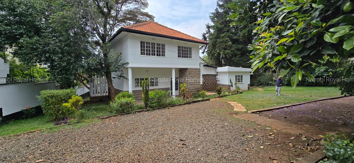 3 Bed Townhouse with En Suite at Lavington Green - 4