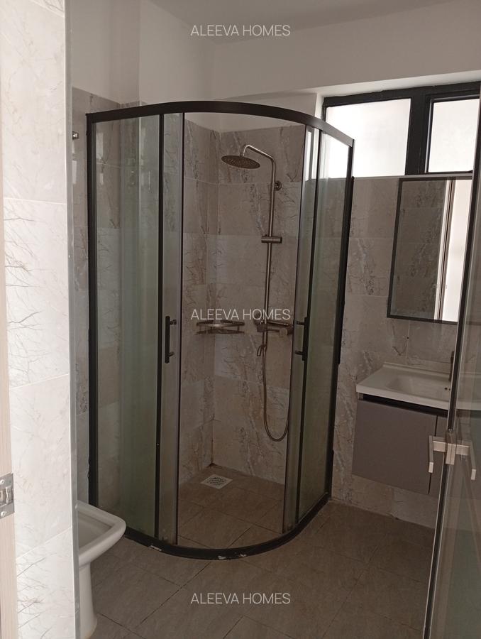 2 Bed Apartment with En Suite in Lavington - 16