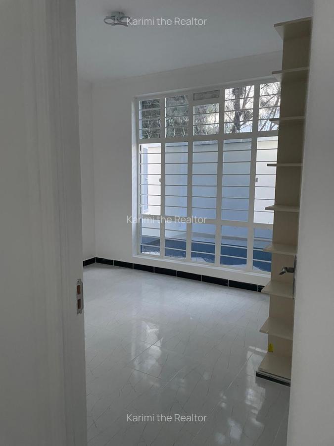 4 Bed House with En Suite in Ruiru - 9